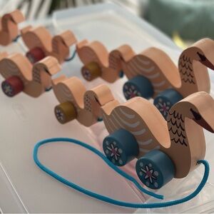 Wooden Pull-Along Duck Toy Set